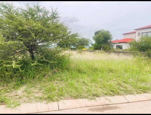 LAND FOR SALE IN CASA ACACIA
